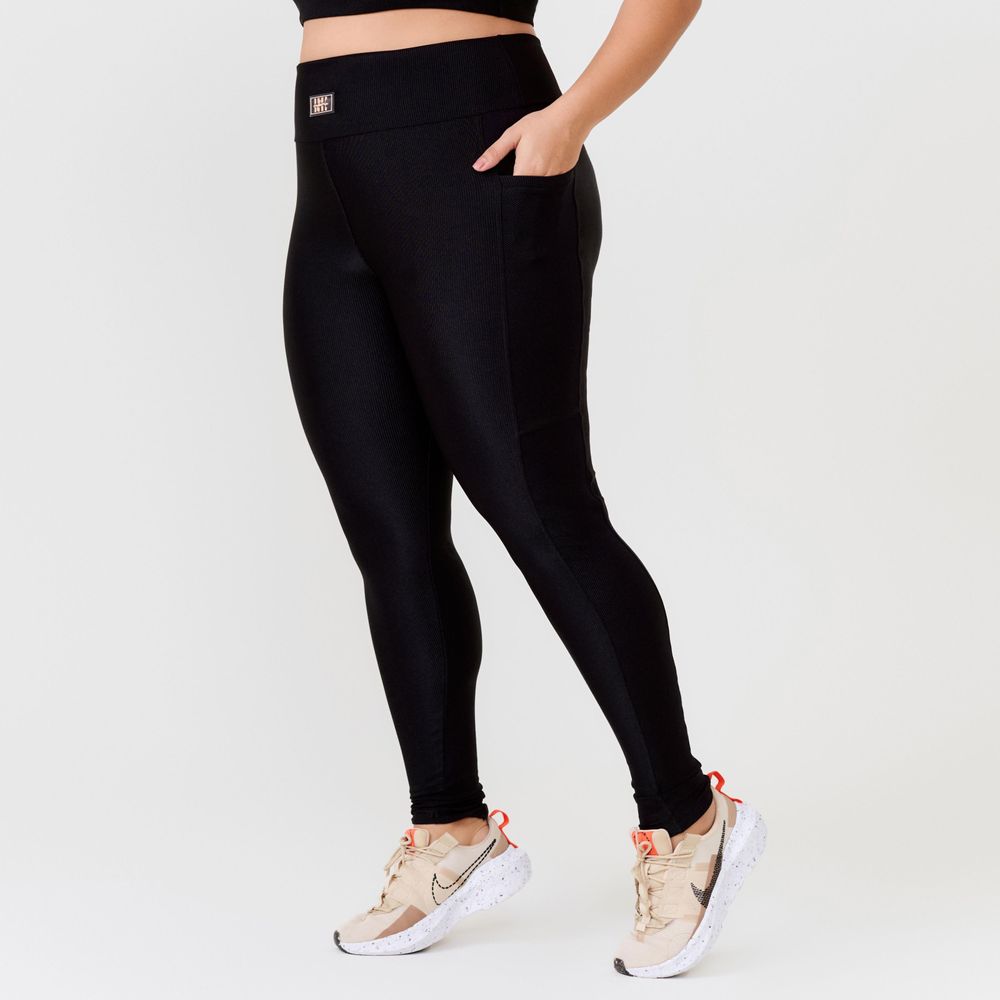 legging-trilobal-rib-preto-canelado-preto-p 10