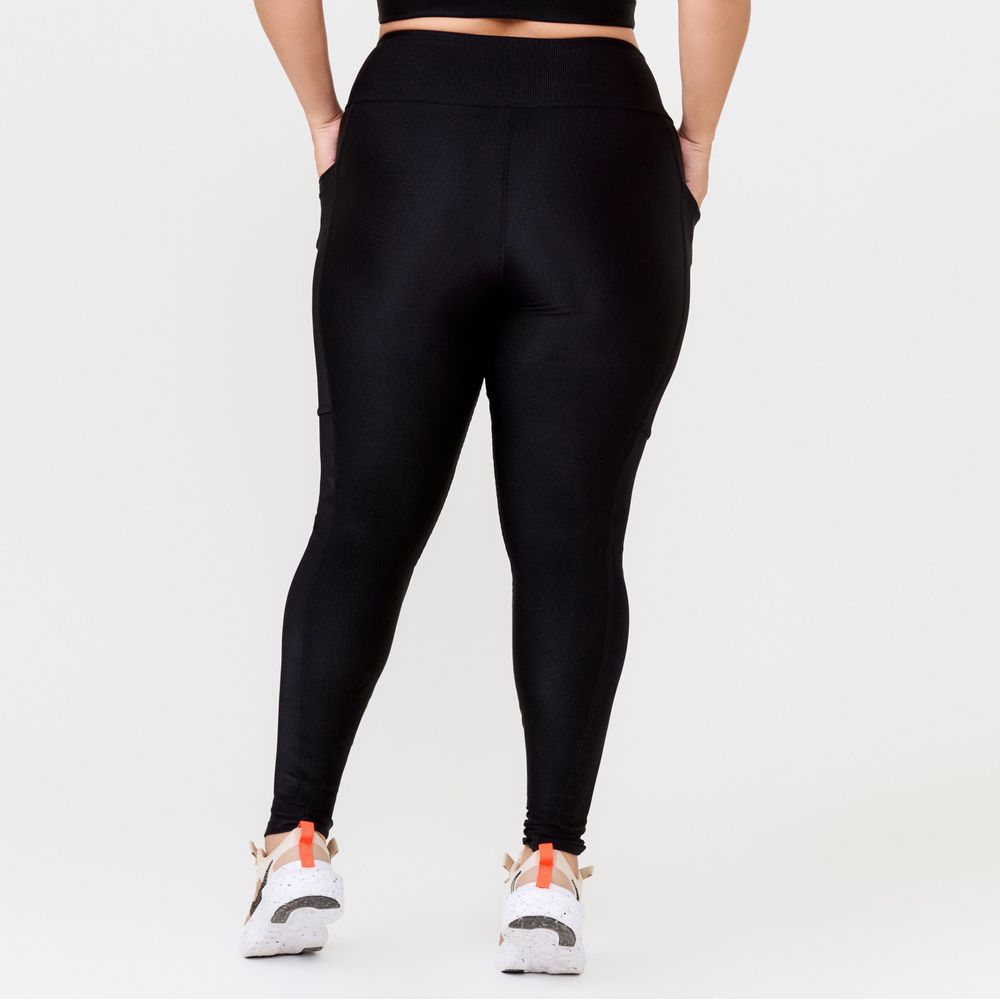 legging-trilobal-rib-preto-canelado-preto-p 11