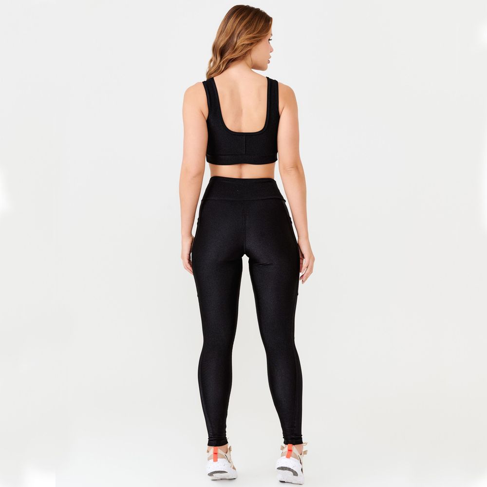 legging-trilobal-rib-preto-canelado-preto-p 16