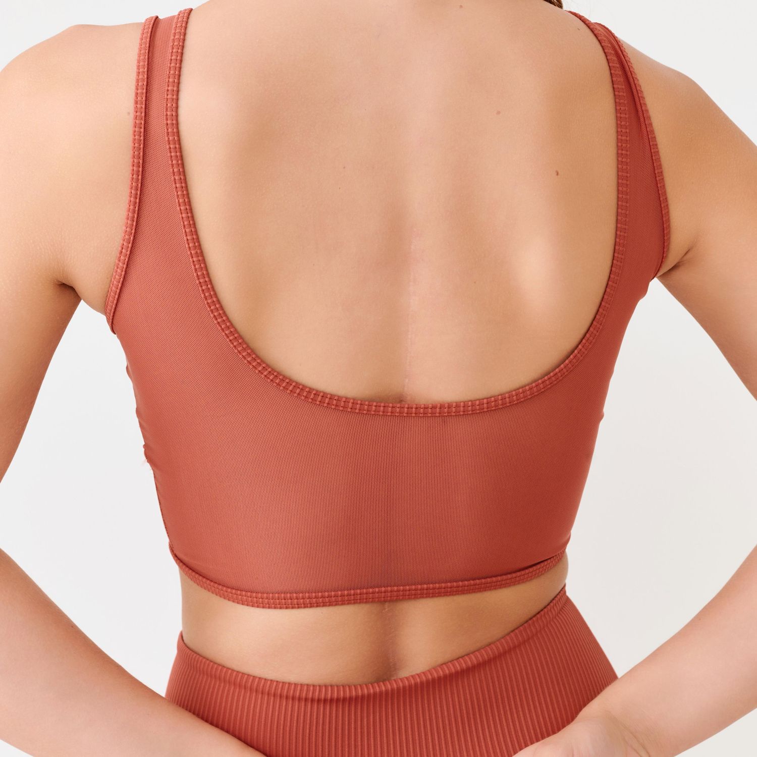 T1589_001_3-TOP-INVERSE-CANELA