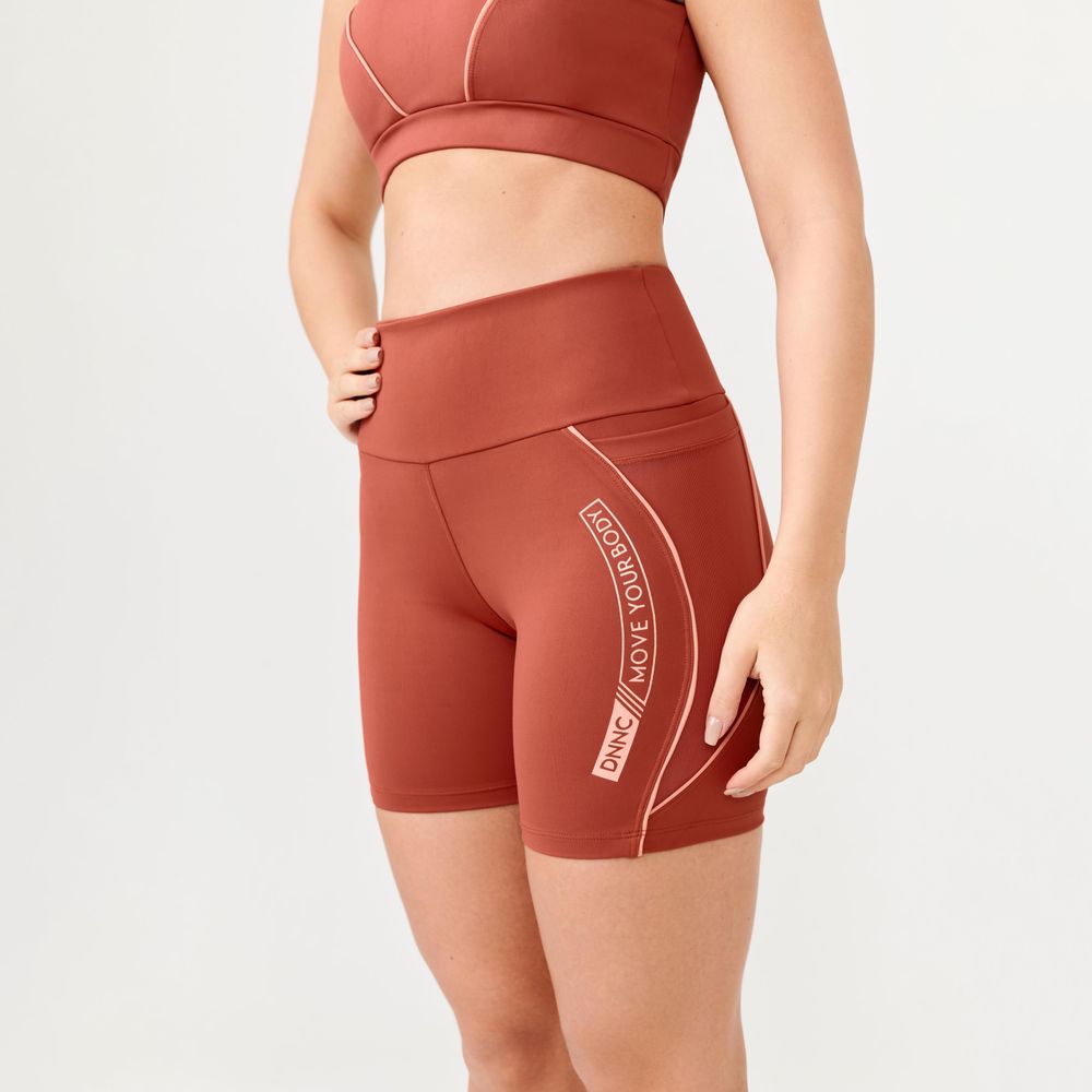 short-jazz-canela-poliamida-com-estampa-emborrachada-terracota-p 2