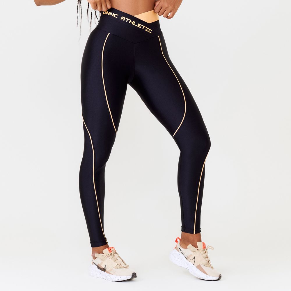 legging-prestige-preta-platinado-com-estampa-emborrachada-preto-p 5