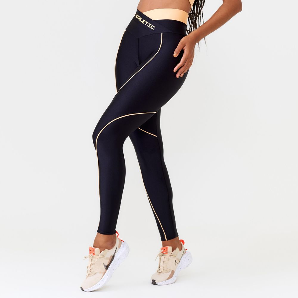 legging-prestige-preta-platinado-com-estampa-emborrachada-preto-p 6