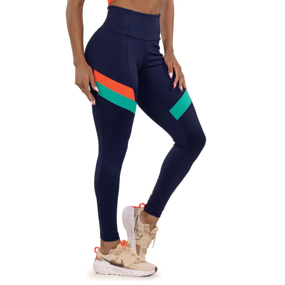 legging-lets-do-it-marinho-poliamida-com-estampa-emborrachada-azul-p 4