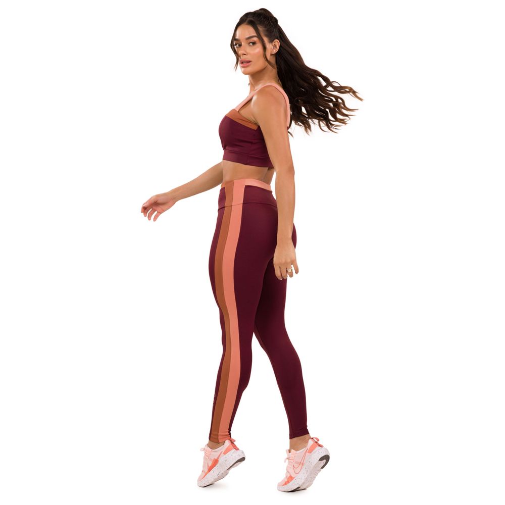 legging-florence-vinho-valentino-poliamida-com-estampa-emborrachada-vinho-p 13