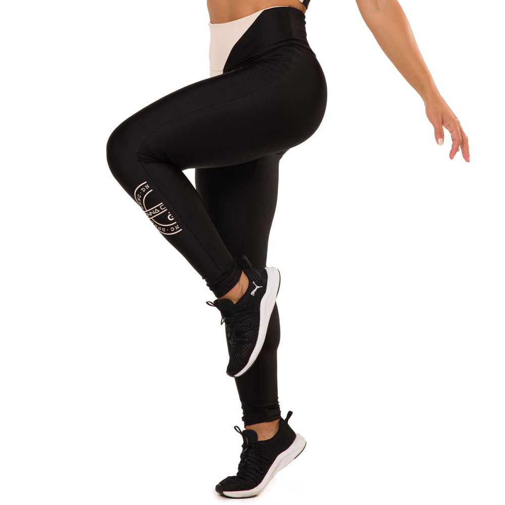 legging-color-blocks-preto-platinado-e-estampa-emborrachada-preto-p 4