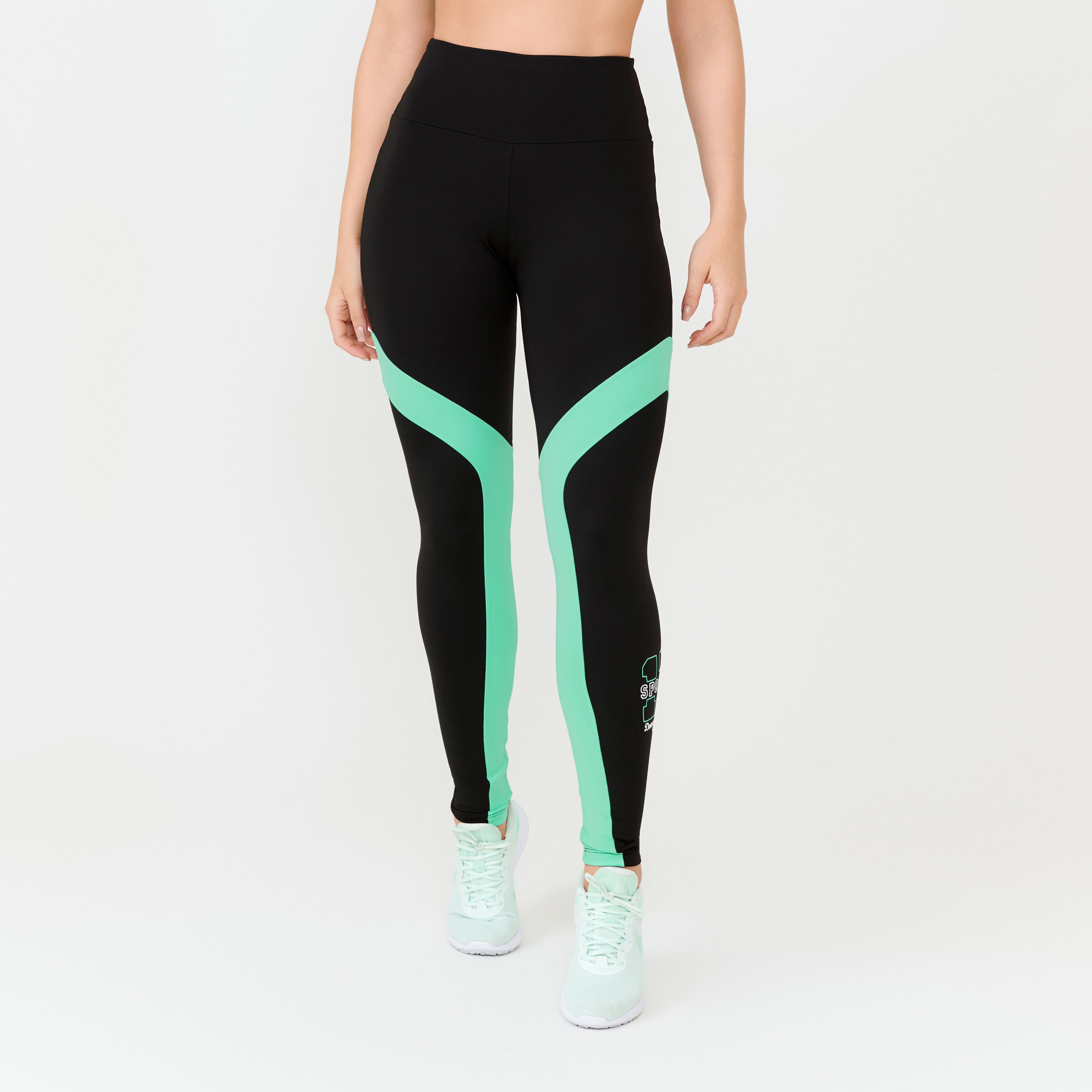 L1438_001_1-LEGGING-ACTION-PRETA