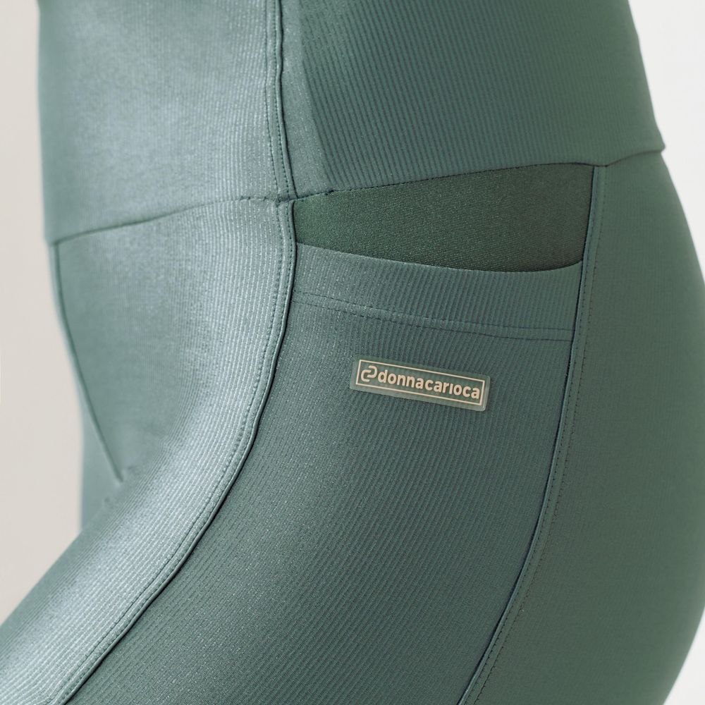 legging-magic-verde-green-night-platinado-e-microcanelado-verde-p 9