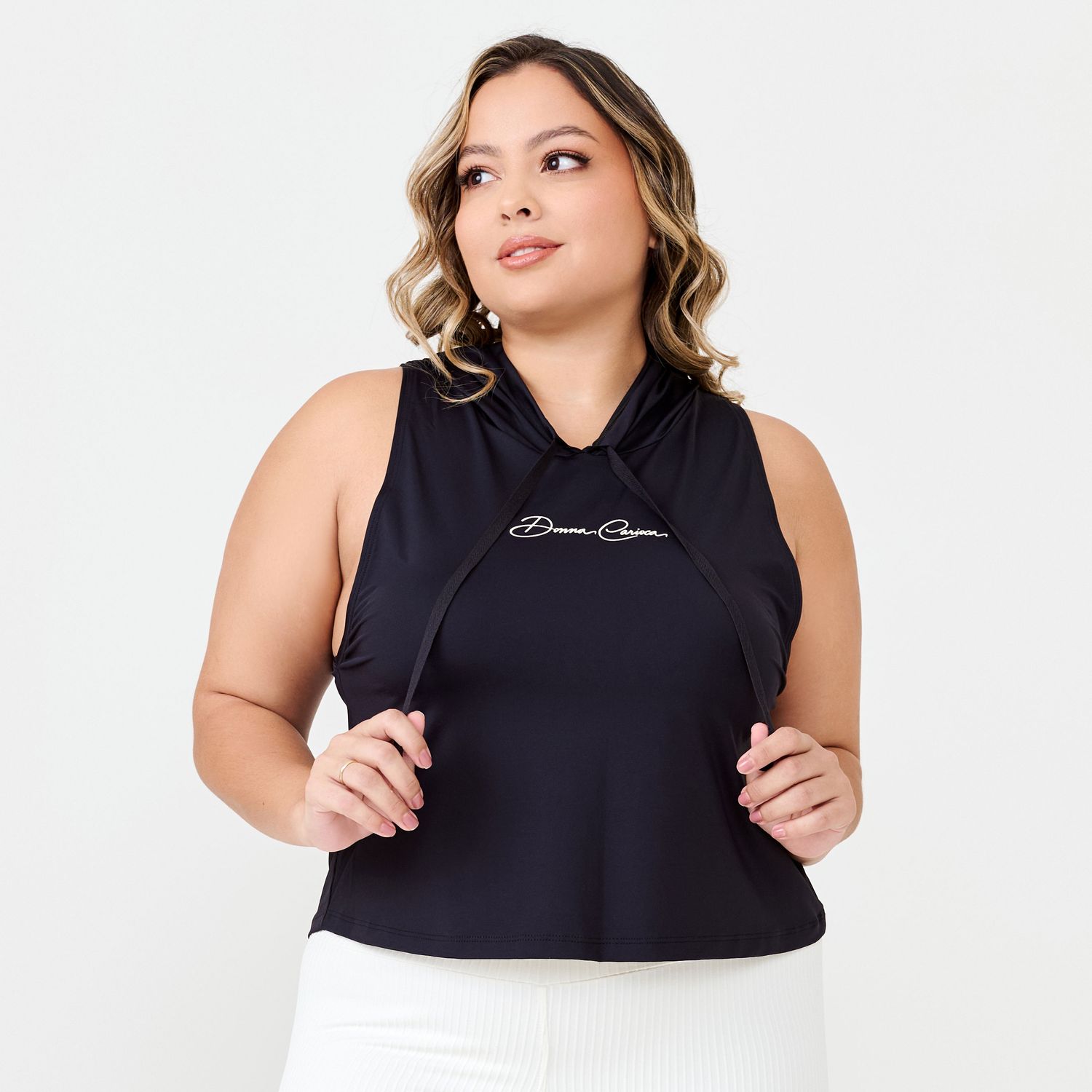 R1002_001_3-REGATA-CAPUZ-PRETO