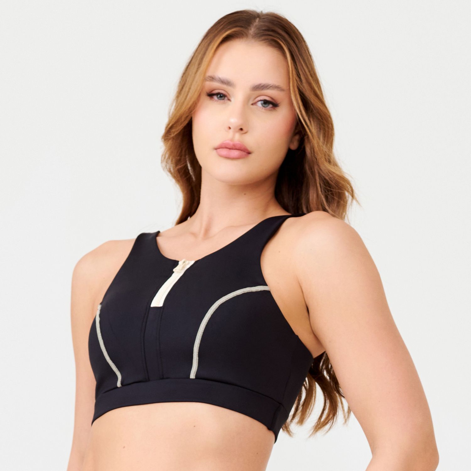 T1575_001_9-TOP-BOUNCE-PRETO