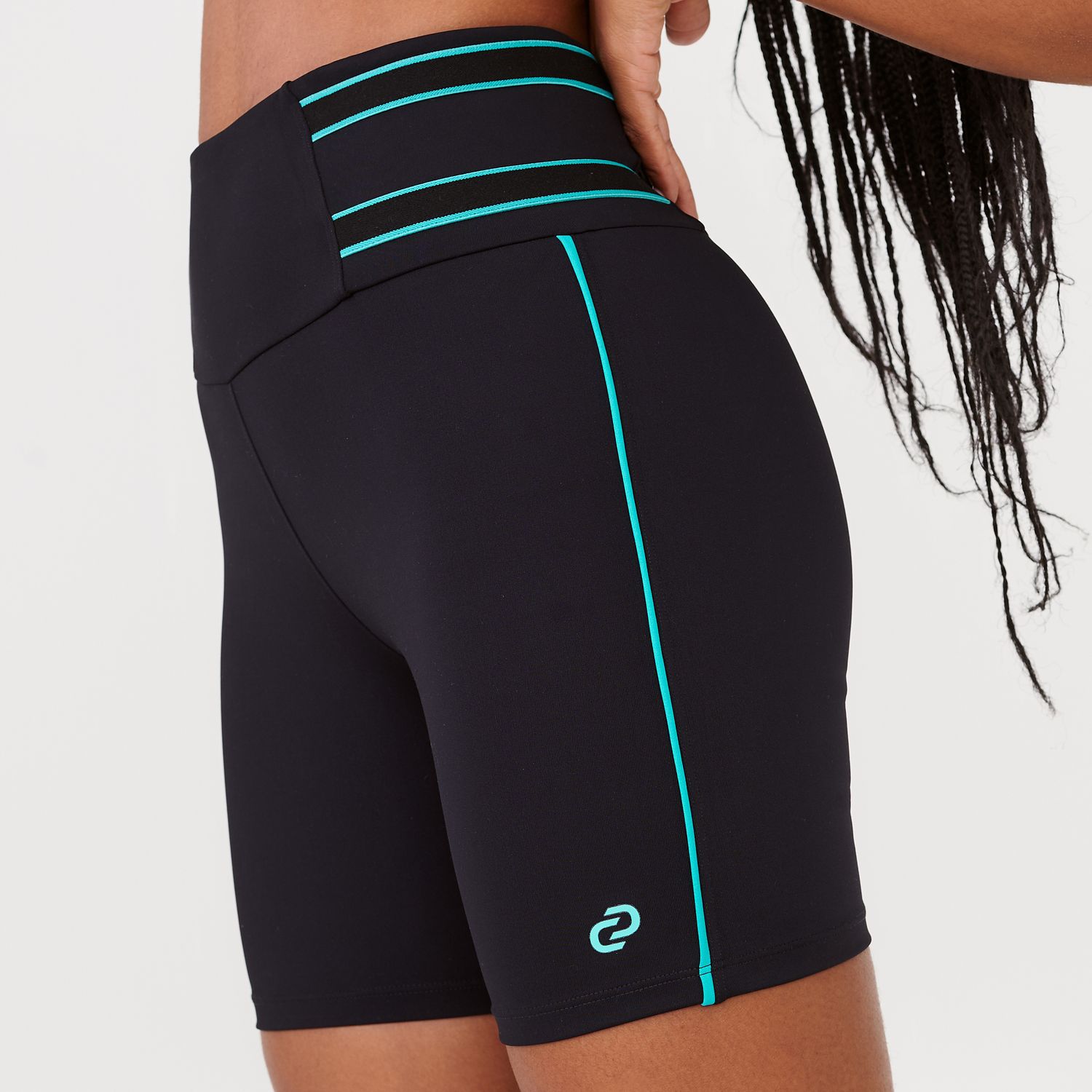 SS1029_001_8-SHORT-FANTASTIC-PRETO