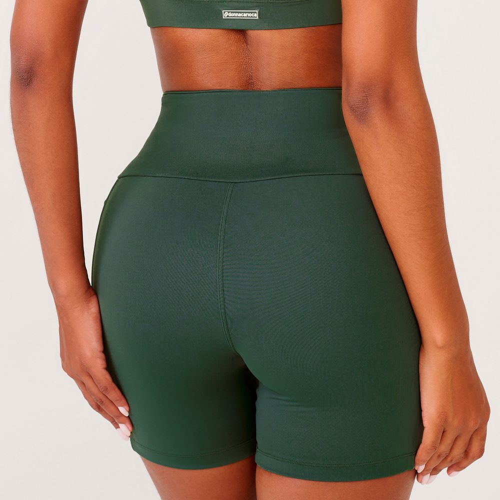 short-essential-verde-tundra-poliamida-com-bolso-verde-p 2