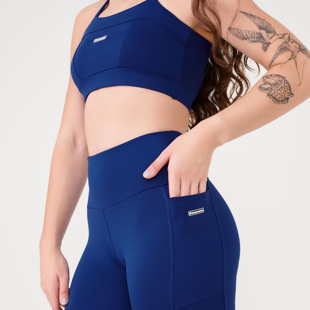 short-essential-marinho-danubio-poliamida-com-bolso-azul-p 3