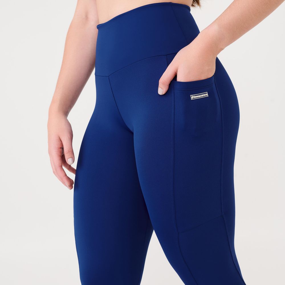 legging-essential-marinho-danubio-poliamida-com-bolso-azul-p 9
