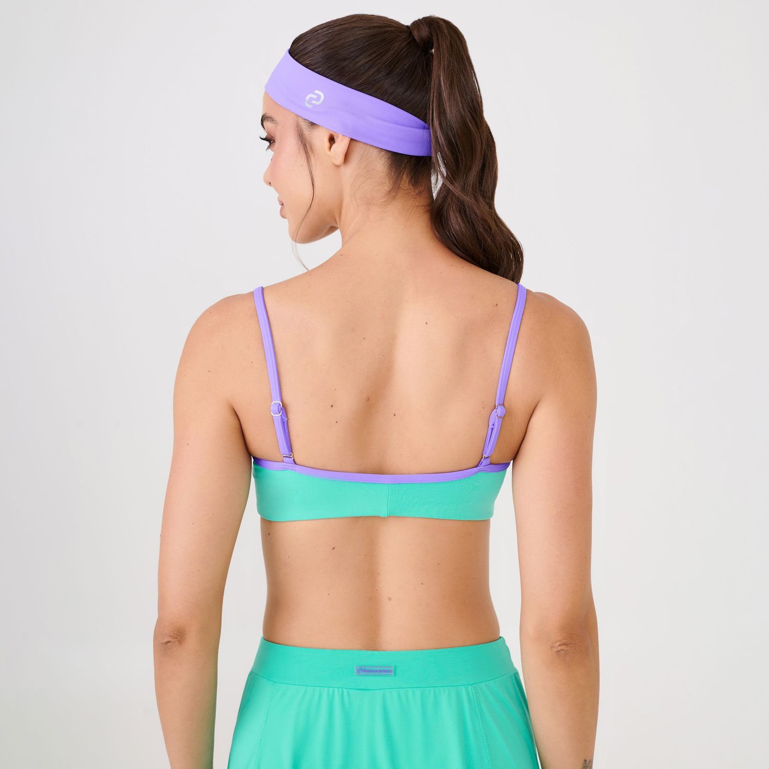 SS1081-001-4-SHORT-SAIA-TELA-LATERAL-VERDE-CACATUA