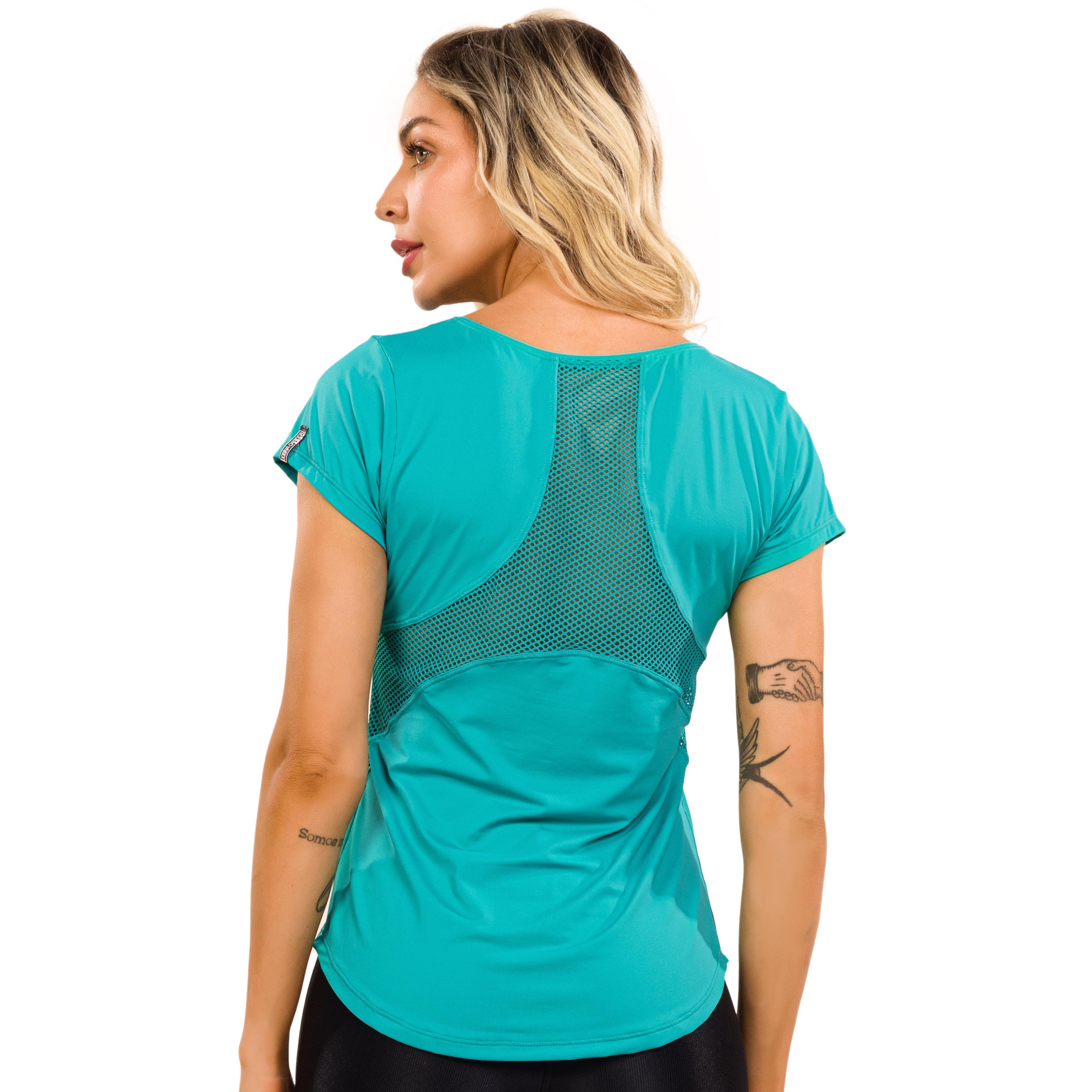 R0931_001_1-CAMISETA-MUST-HAVE-COLUMBIA