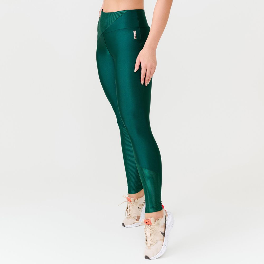 legging-precious-verde-jaguar-platinado-e-texturizado-verde-p 7