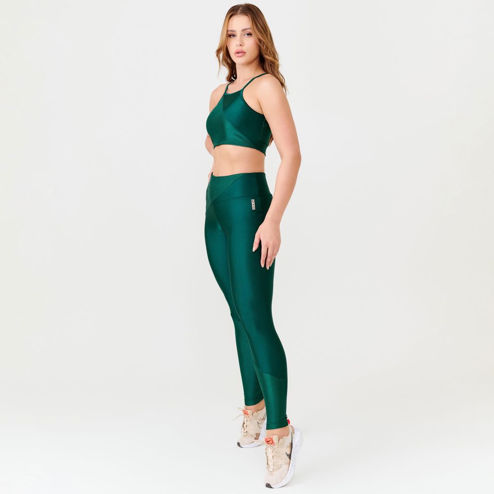 legging-precious-verde-jaguar-platinado-e-texturizado-verde-p 12