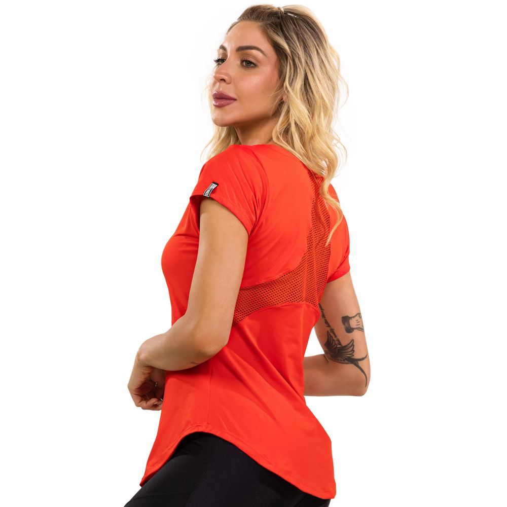 camiseta-must-have-vermelho-beach-club-tecido-geladinho-vermelho-p 4