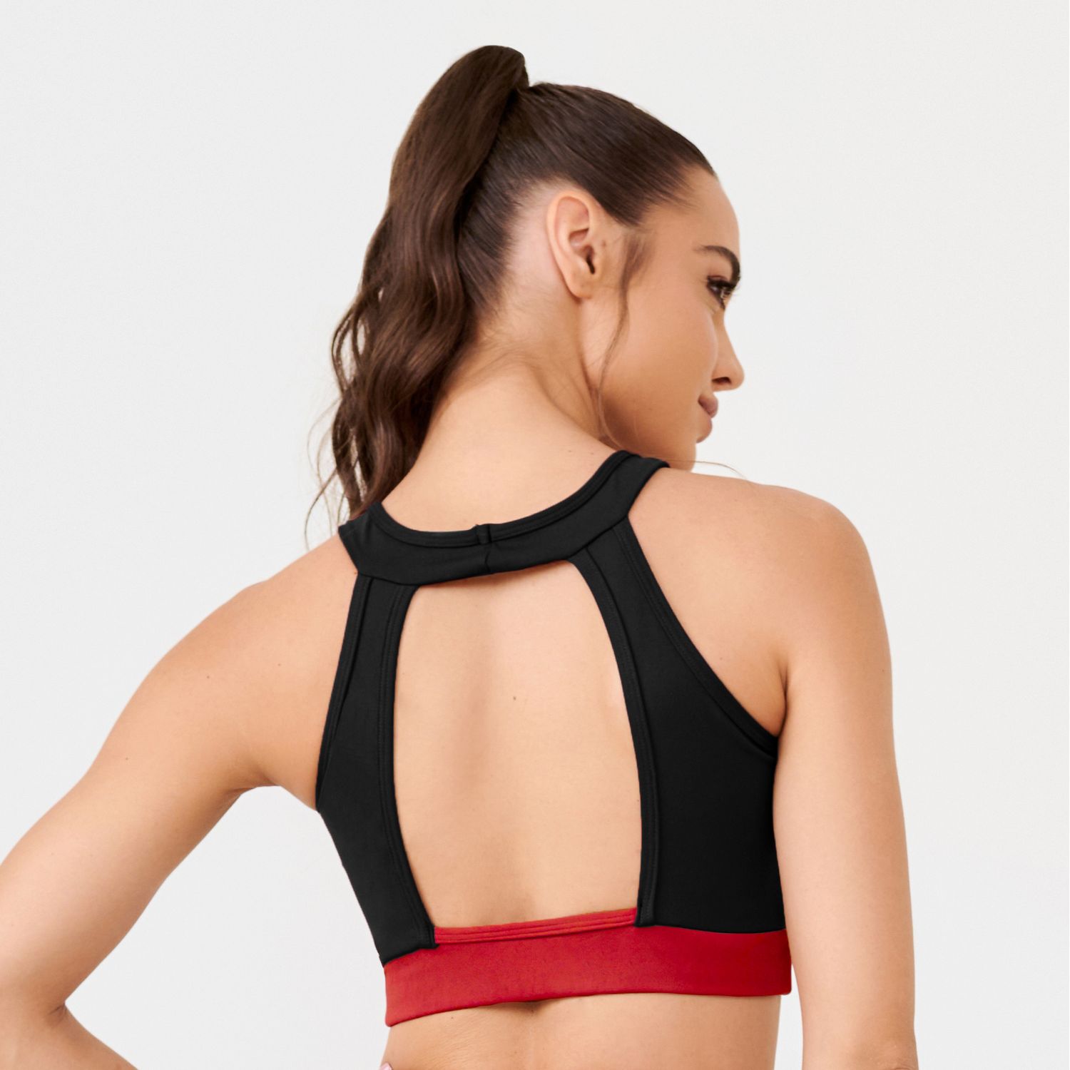 T1573_001_2-TOP-REALIST-PRETO