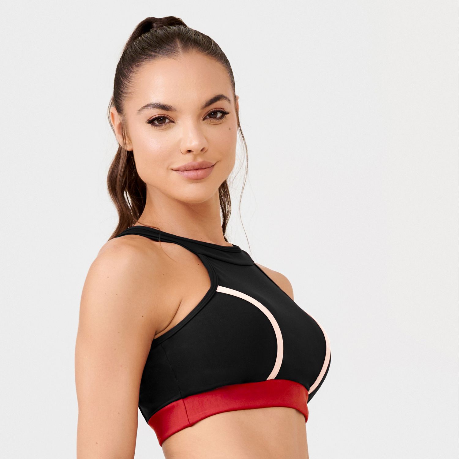 T1573_001_3-TOP-REALIST-PRETO