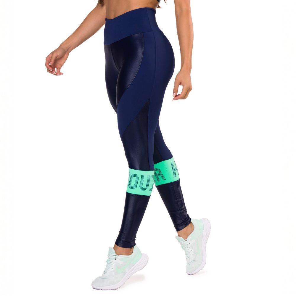legging-moving-harder-marinho-poliamida-com-estampa-emborrachada-azul-p 1