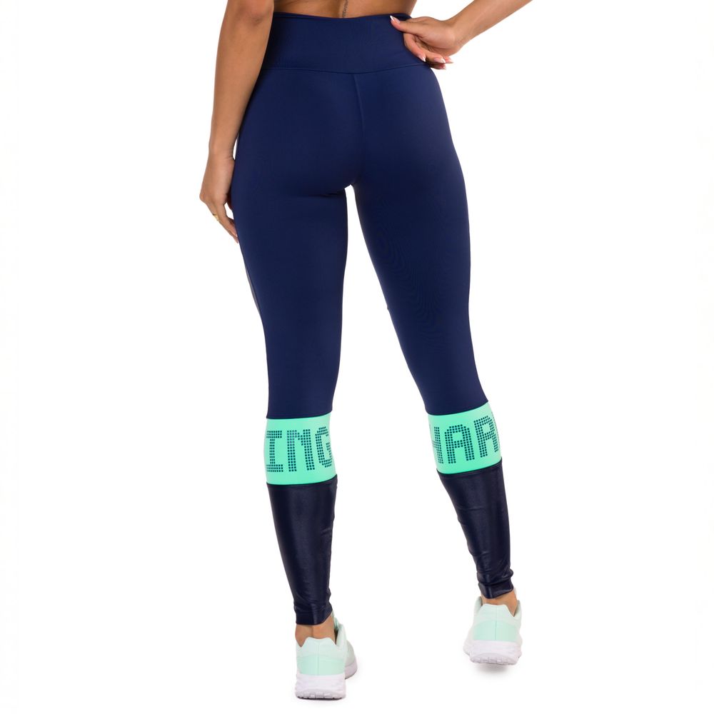 legging-moving-harder-marinho-poliamida-com-estampa-emborrachada-azul-p 6