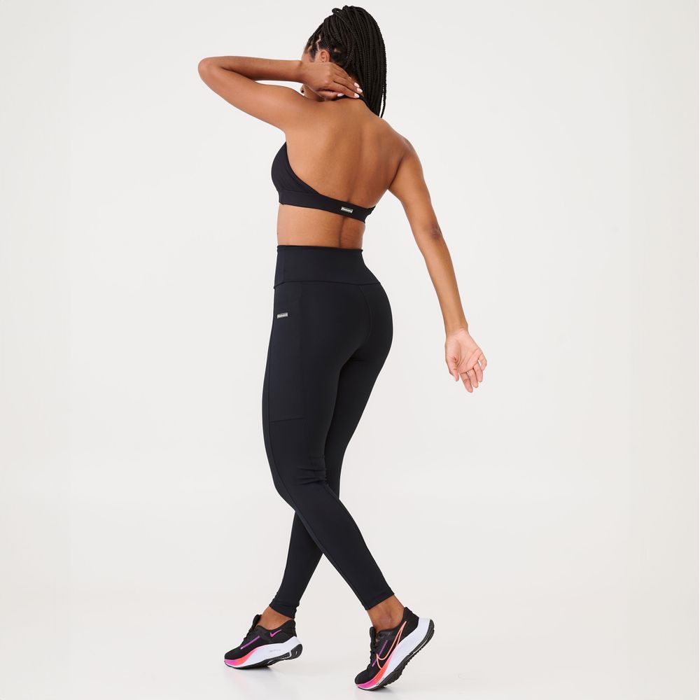 legging-essential-preta-poliamida-com-bolso-preto-p 13