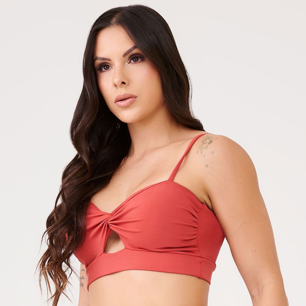 top-torsion-vermelho-carmesim-poliamida-com-bojo-vermelho-p 5