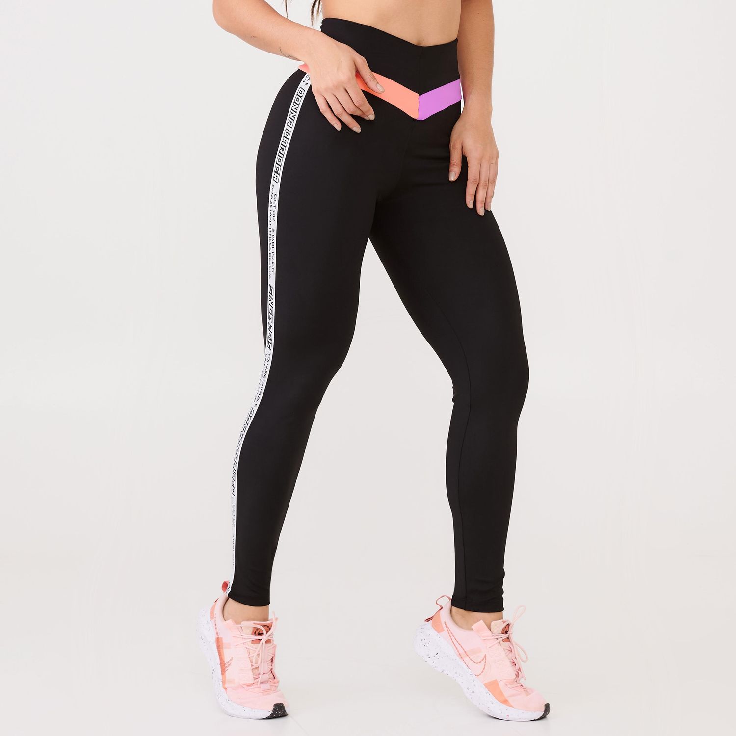 L1689_001_3-LEGGING-DIVISION-PRETA