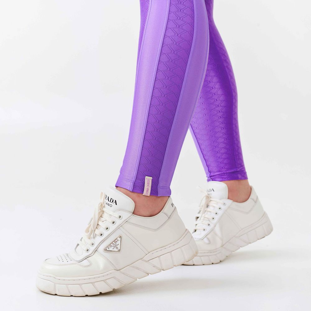 legging-space-lilas-alamanda-texturizado-e-cirre-lilas-p 4