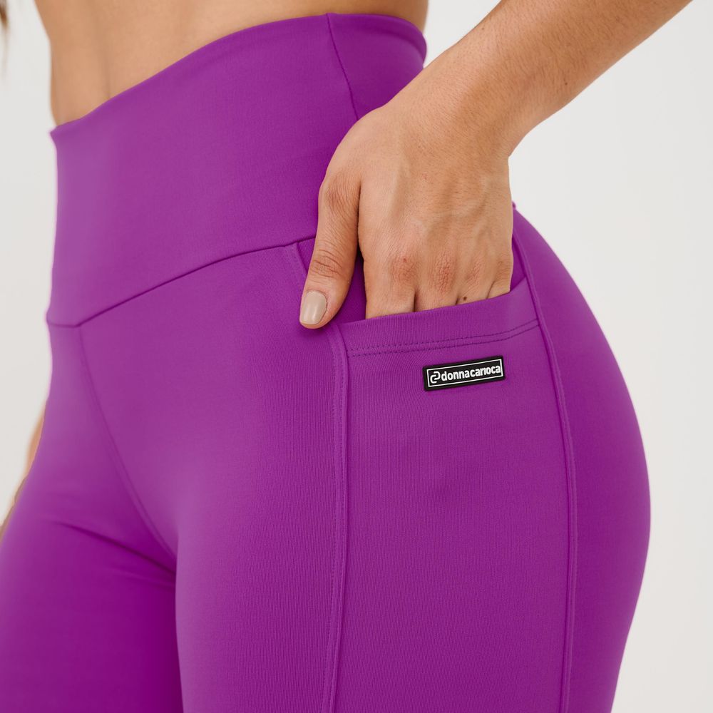 legging-essential-roxo-flor-violeta-poliamida-com-bolso-roxo-p 3