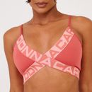 T1696_001_5-TOP-ATTACK-FLOWER-CORAL