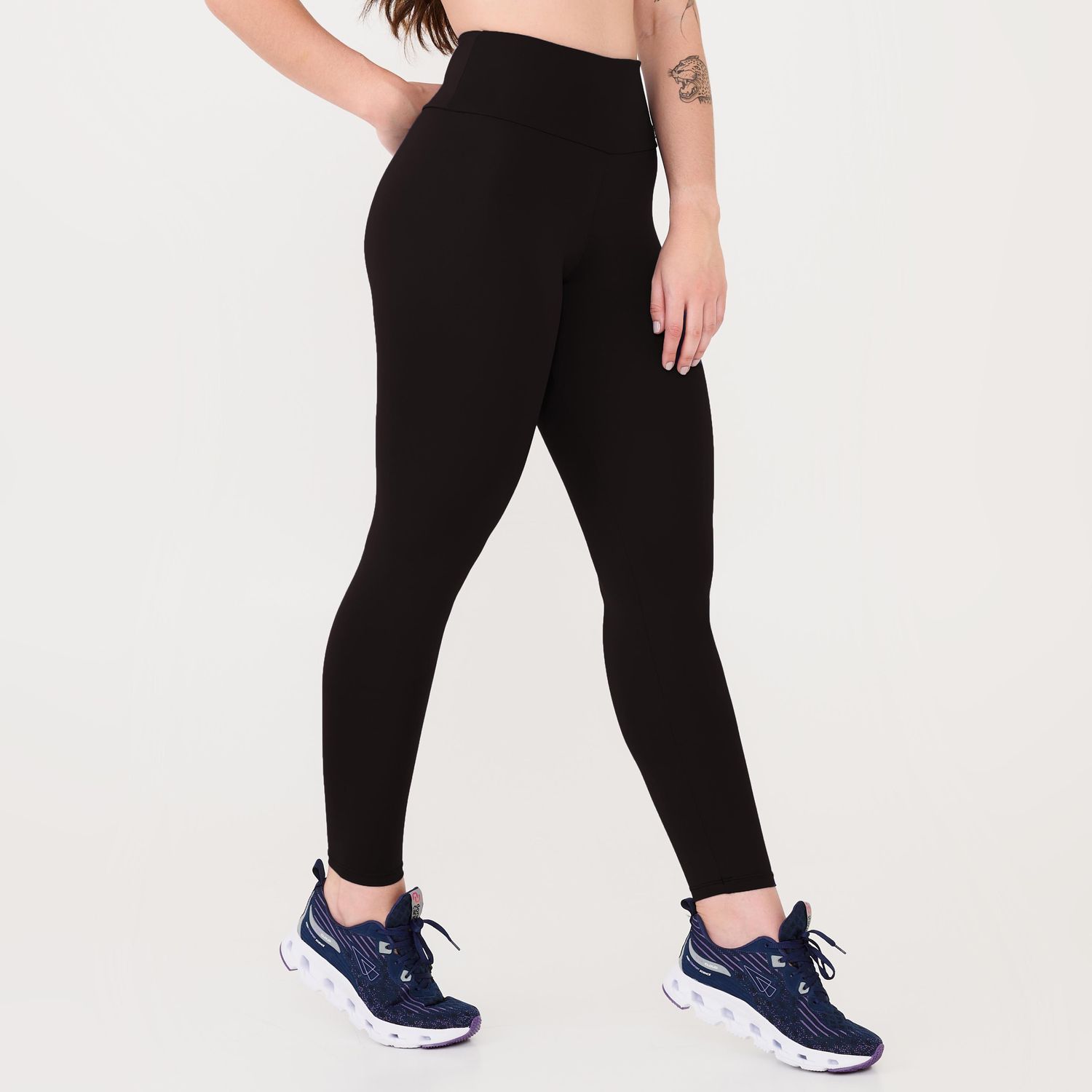 L1396_001_3-LEGGING-BASICS-PRETA-EM-SUPLEX-POLIAMIDA