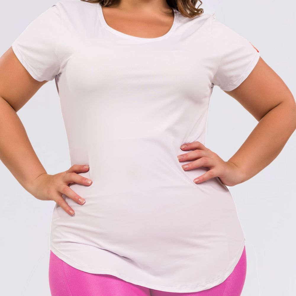 camiseta-essentials-branca-tecido-geladinho-branco-p 5
