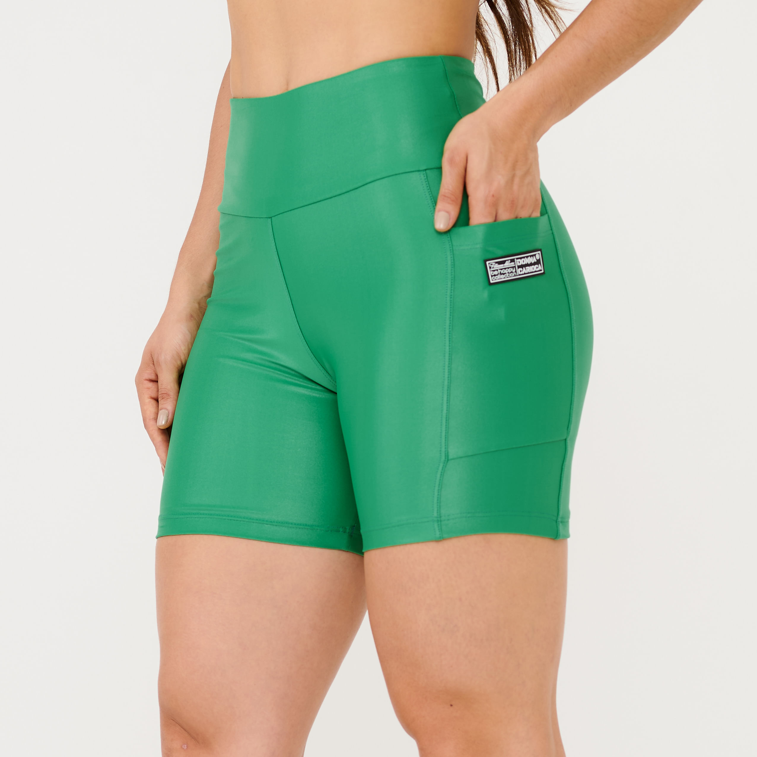 SS0040_001_1-SHORT-ESSENTIAL-COM-FORRO-VERDE-FLAG