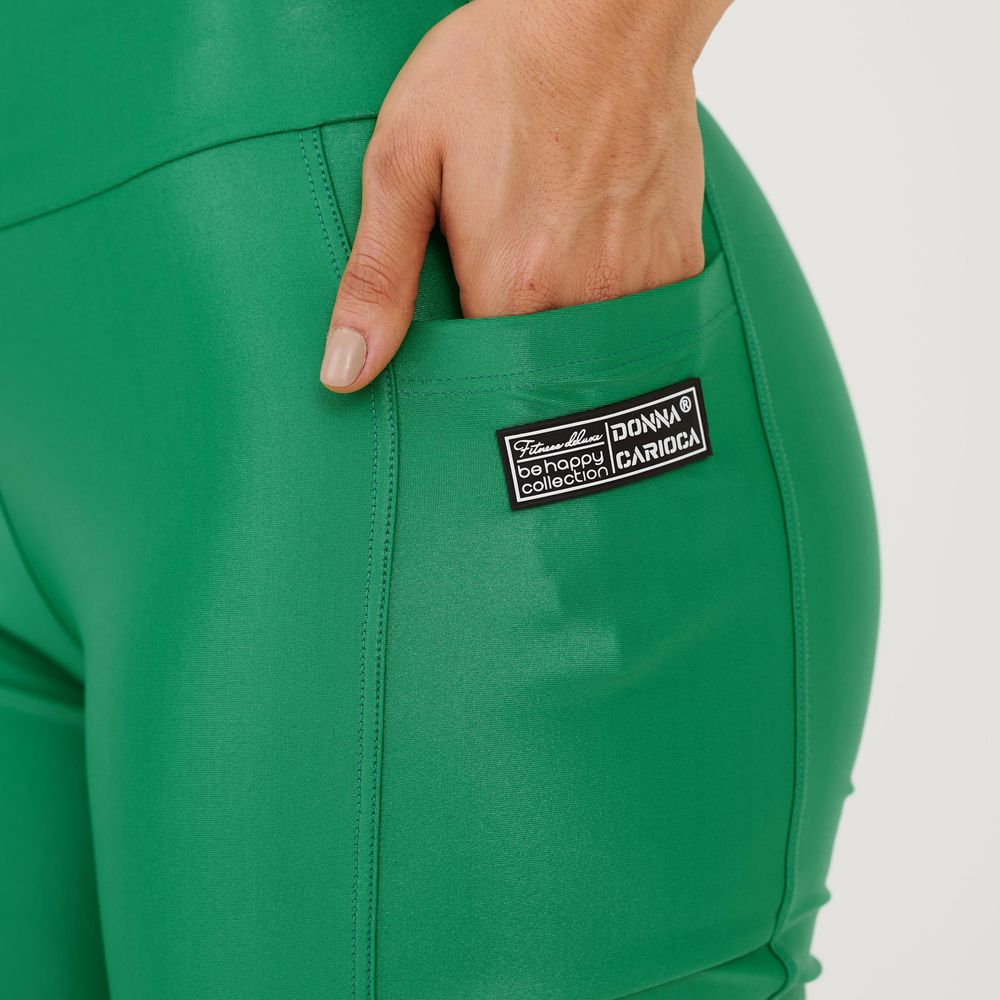short-essential-verde-flag-cirre-com-bolso-verde-p 2
