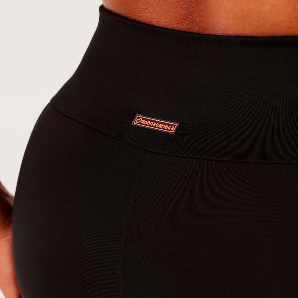 short-zouk-preto-poliamida-preto-p 4
