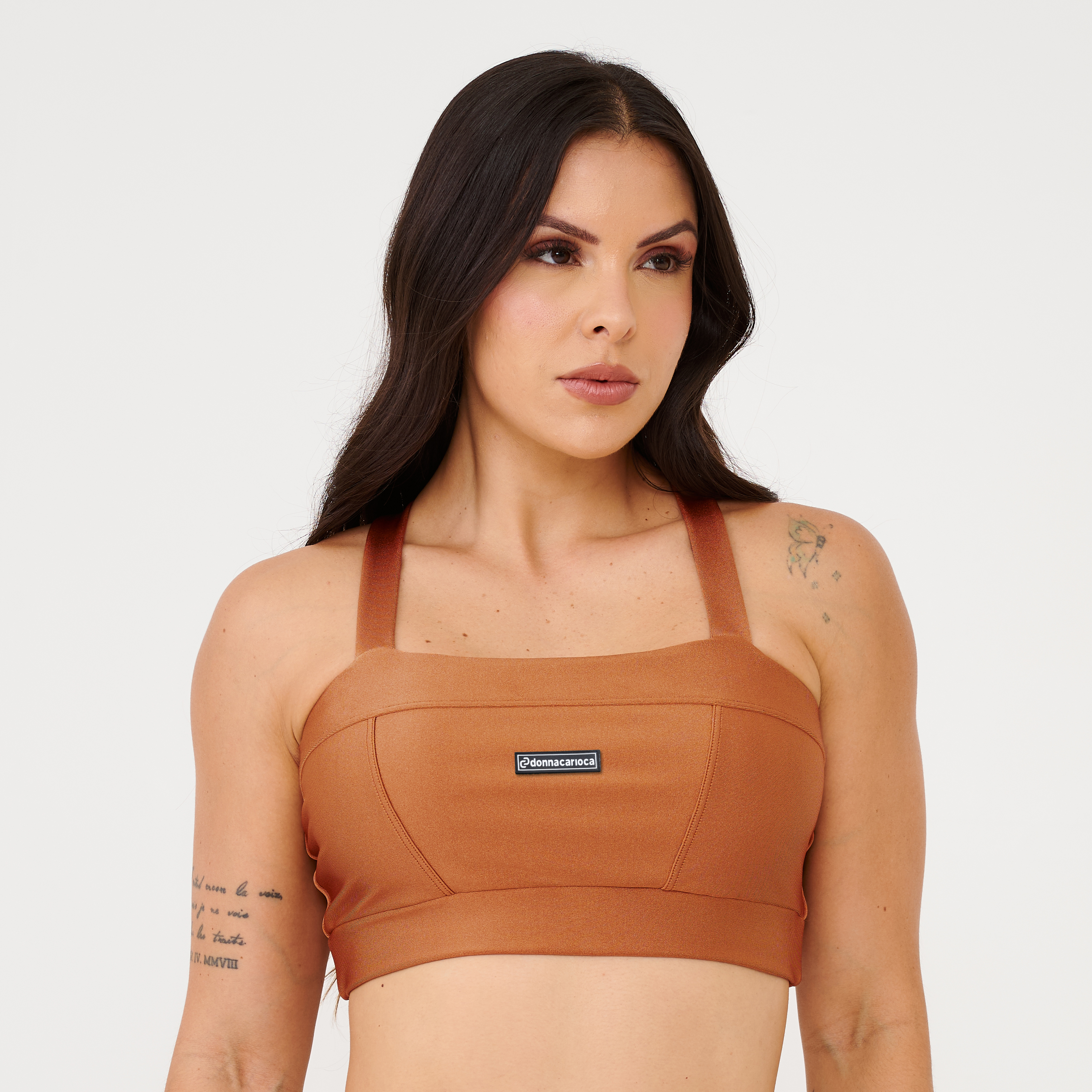 T0910_001_1-TOP-FAIXA-COM-RECORTES-CARAMELO-PLAT-TR