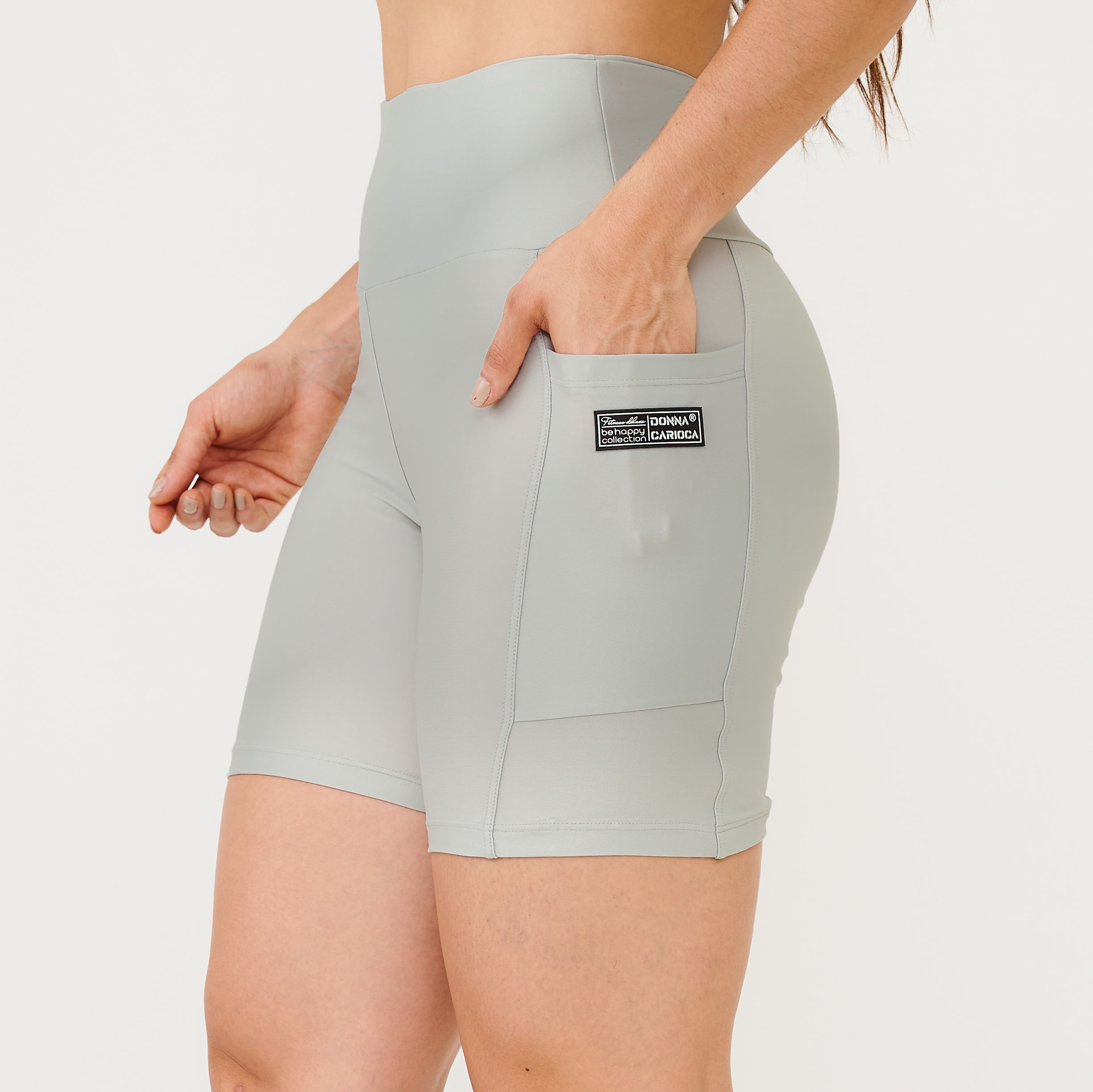 SS0039_001_1-SHORT-ESSENTIAL-C-FORRO-EM-CIRRE-PRATA-S