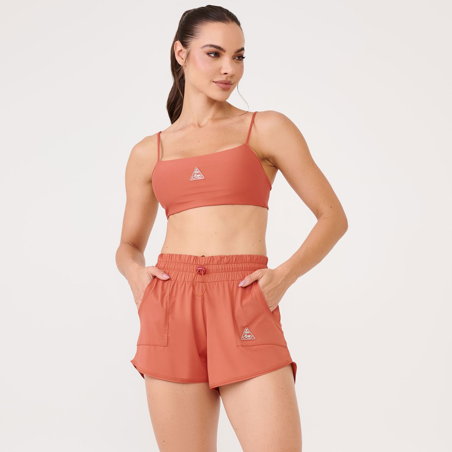 SS1059_001_99-SHORT-BOLSO-FRONTAL-TERRACOTA-FOLK