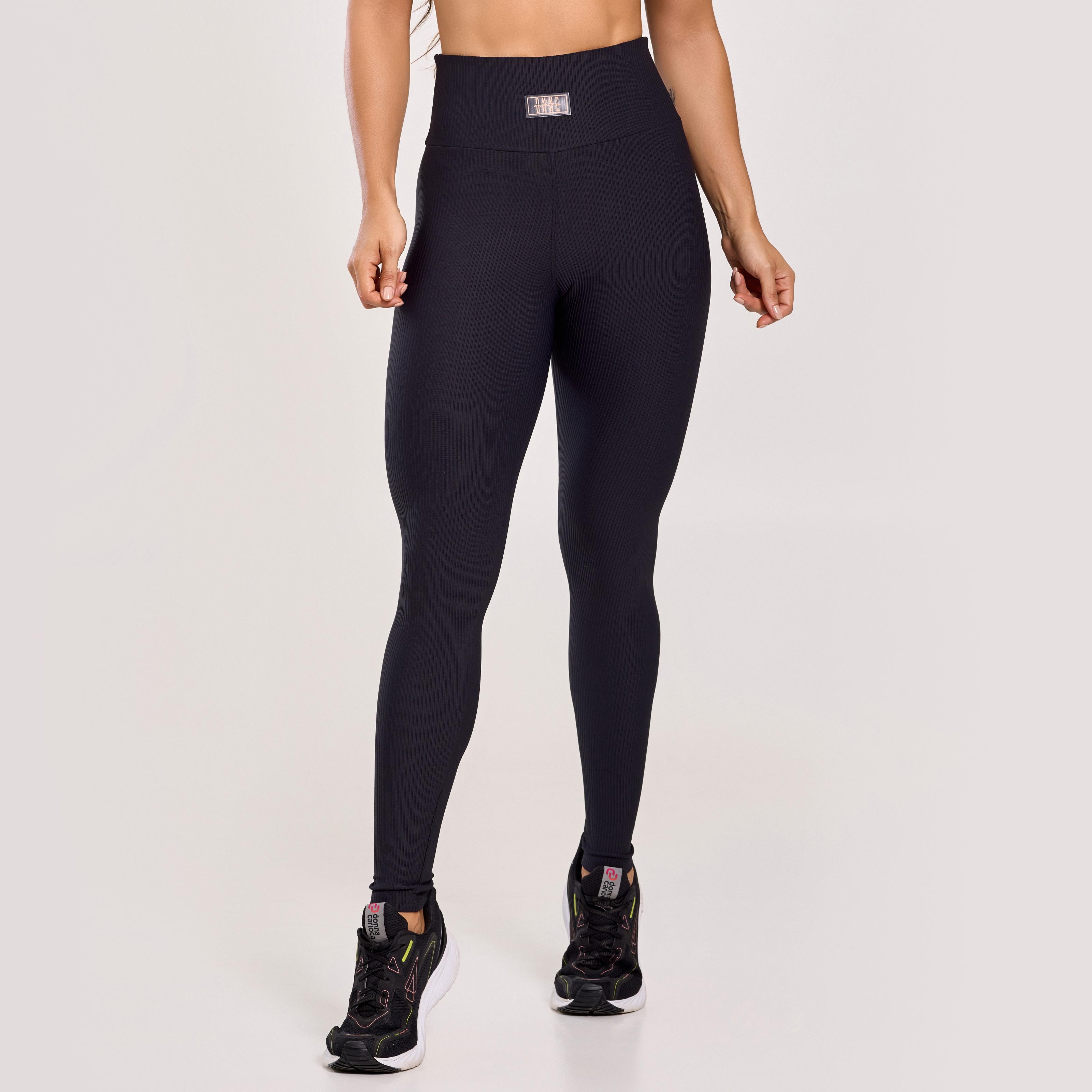 legging-paris-preta-canelado-hover