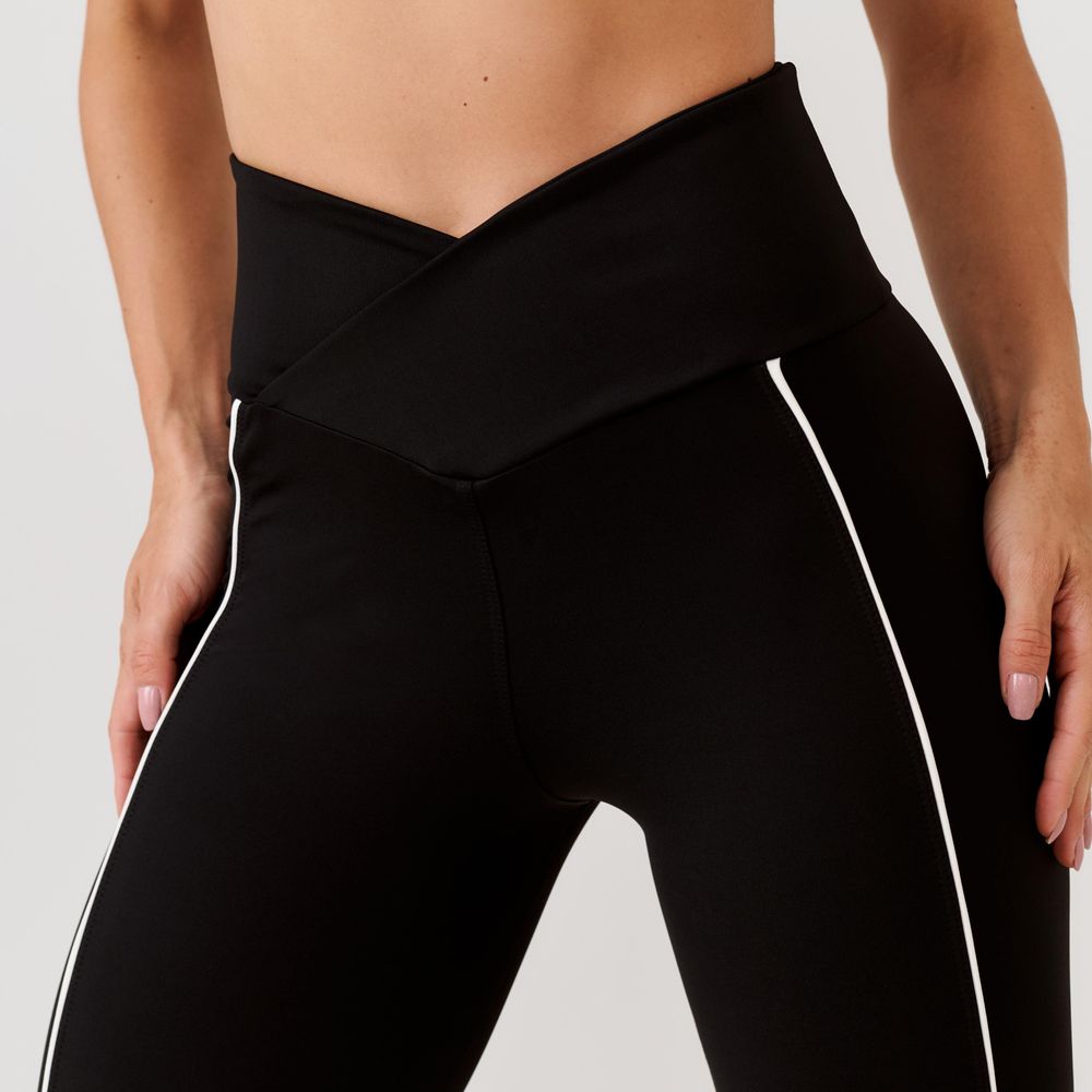 legging-courage-preta-poliamida-com-estampa-emborrachada-preto-p 3