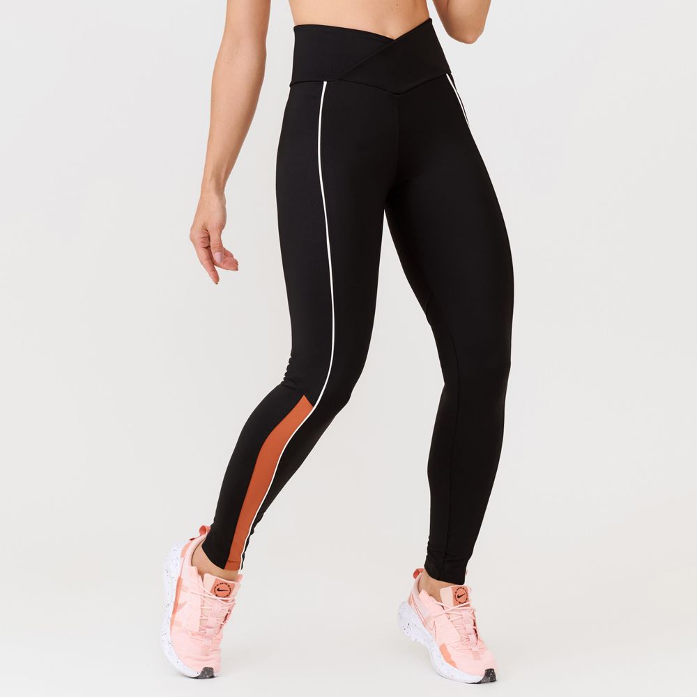 legging-courage-preta-poliamida-com-estampa-emborrachada-preto-p 5
