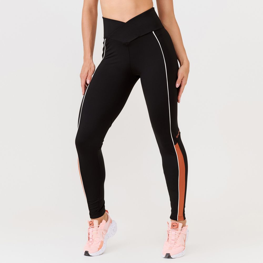 legging-courage-preta-poliamida-com-estampa-emborrachada-preto-p 6