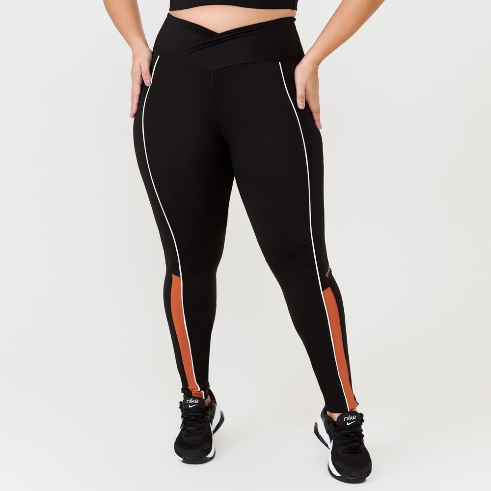 legging-courage-preta-poliamida-com-estampa-emborrachada-preto-p 8