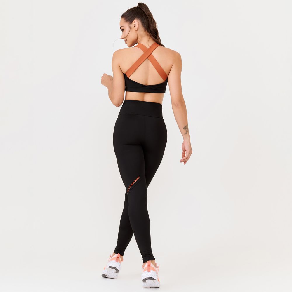 legging-courage-preta-poliamida-com-estampa-emborrachada-preto-p 13