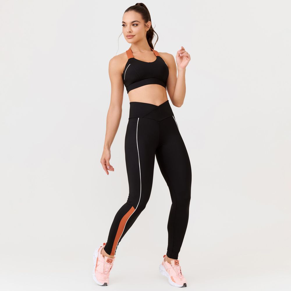 legging-courage-preta-poliamida-com-estampa-emborrachada-preto-p 15