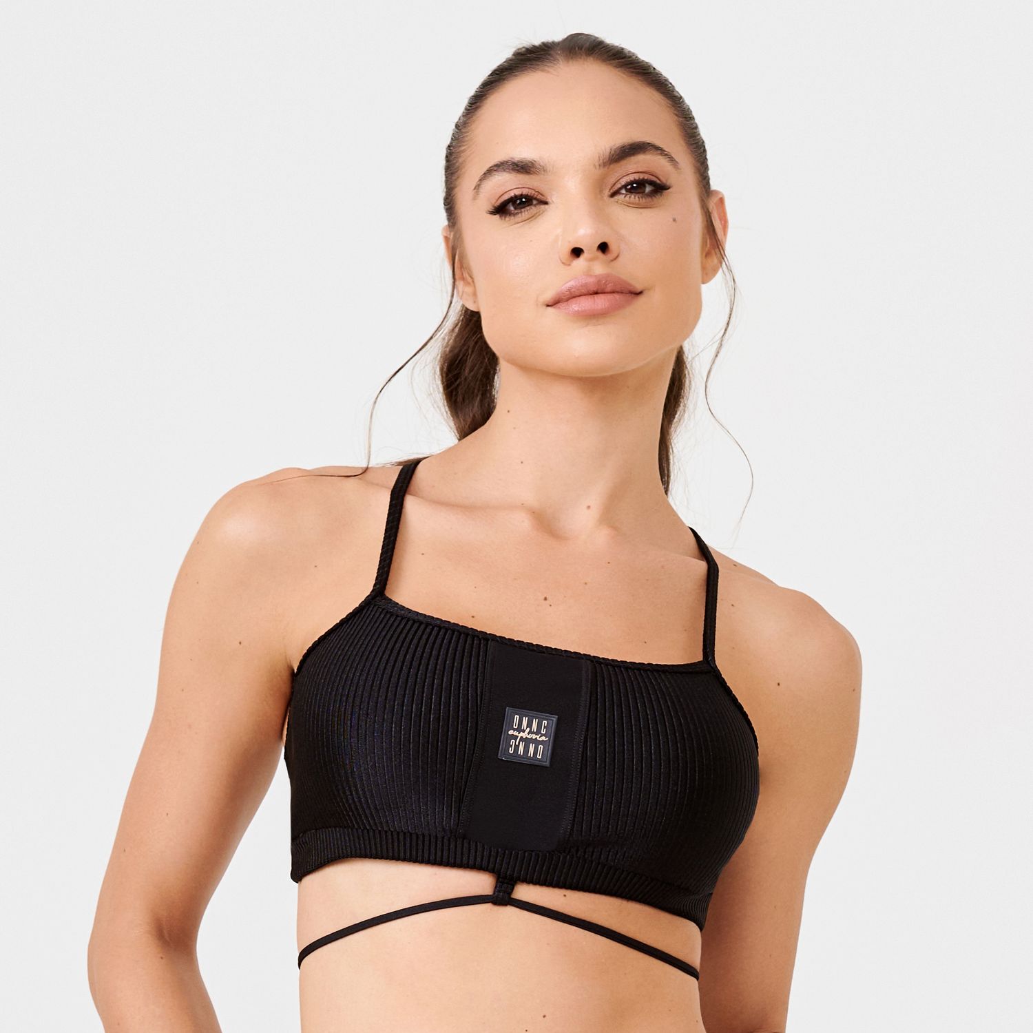 T1635_001_4-TOP-KOTELLE-PRETO