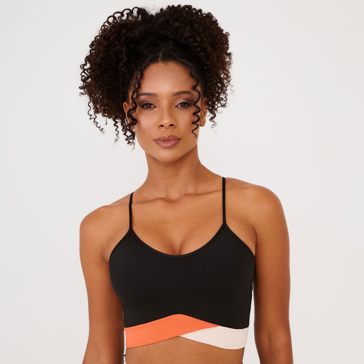 T1668_001_99-TOP-KINGSTON-PRETO